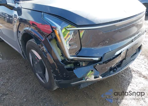 2026 Kia Ev9 Wind z USA, uszkodzony, nr VIN 5XYAFFS54TG005280